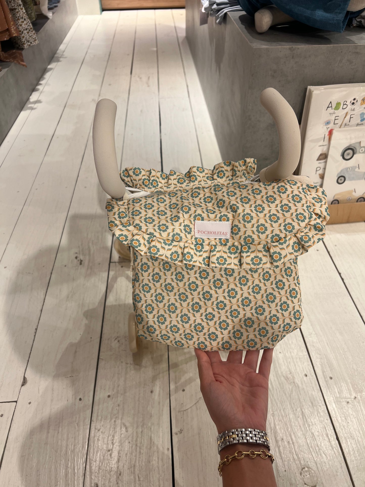 Bolsita para carrito muñeca flores naranjas