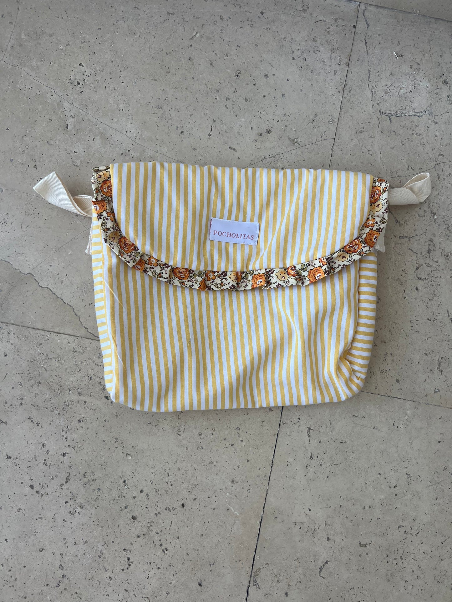 Bolsita para carrito muñeca amarilla