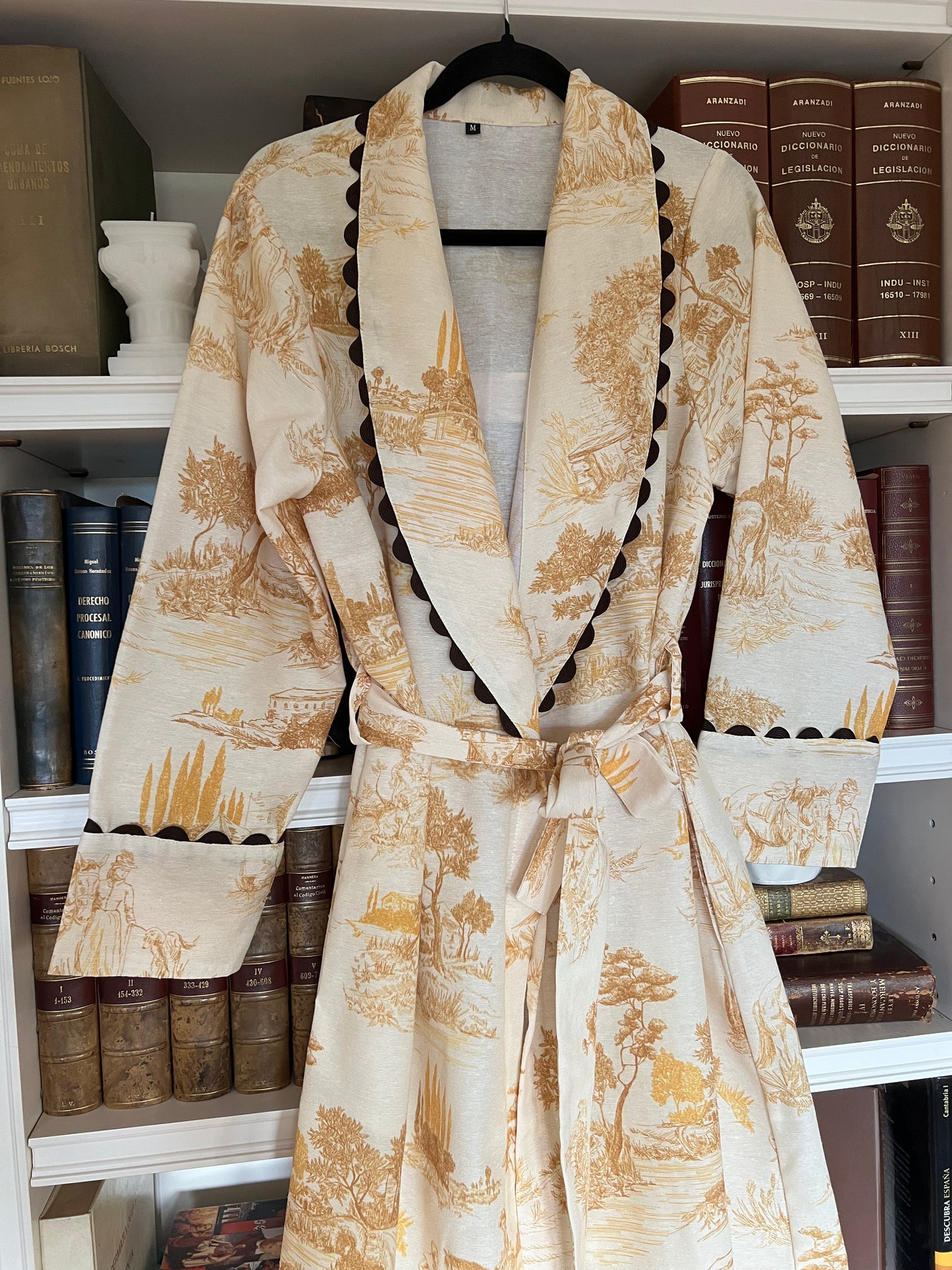 Bata Toile de jouy amarilla